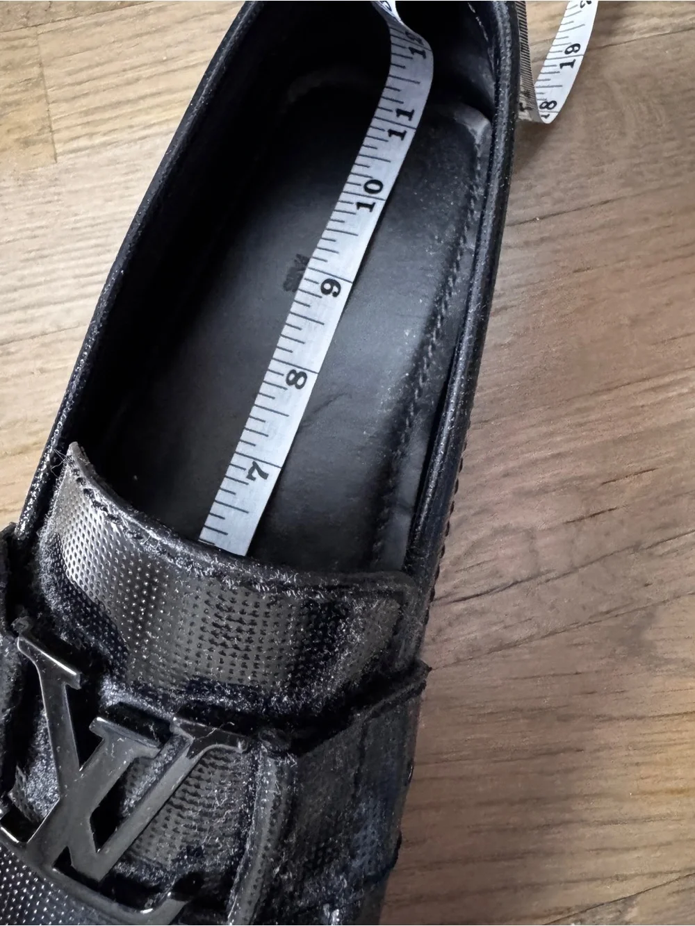 Louis Vuitton Monte Carlo Moccasin Loafers Black LV Logo Men’s 8.5